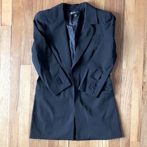 Elizabeth and James Sharp Shoulder James Blazer - Picture 6 of 8